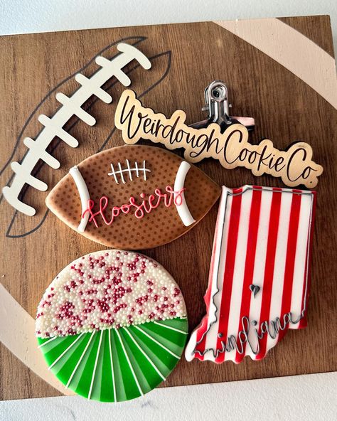 🏈 Game Day Cookies! Get your game day cookies here!! 🏈 • Get all your tailgate and game day cookie needs here! Available for each Friday night before a home game here in Bloomington, I will have you covered for the cookies that will make people swarm your tailgate! Orders for each week will close at noon the MONDAY prior to the game (I.e. orders will close at noon on 9/23 for pick up on 9/27!) Place your orders on my website! https://www.mycustombakes.com/weirdoughcookieco/presales/view/IU%20... Football Stadium Cookies, Stadium Cookies, Sports Cookies, Football Cookies, Football Stadium, At Noon, Football Stadiums, Friday Night, Game Day