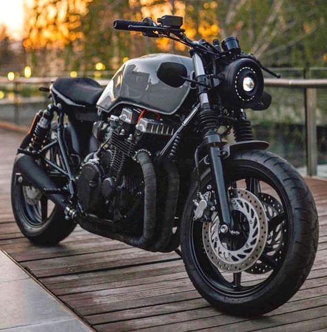 undefined Cb400 Cafe Racer, Cb 750 Cafe Racer, Honda Nighthawk, Cb750 Cafe, Cb750 Cafe Racer, Xjr 1300, Honda 750, Cafe Racer Moto, Мотоциклы Harley Davidson