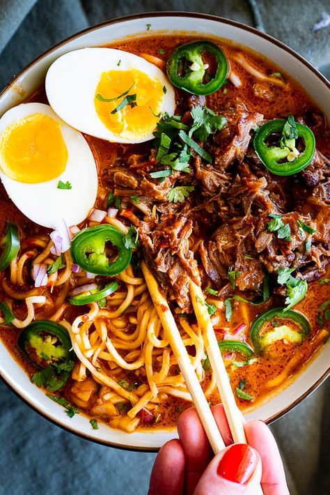 20+ Easy Instant Pot Recipes - Simply Delicious Ramen Instant Pot, Birria Ramen Recipe, Instant Pot Birria, Birria Ramen, Instant Pot Stew, Easy Risotto, Tomato Risotto, Ramen Recipe, Instant Pot Soup Recipes