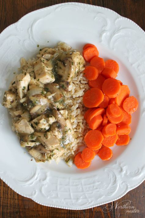 Mushroom, Chicken & Rice Pilaf | THM: E Chicken Rice Pilaf, Rice And Carrots, Trim Healthy Mama Dinner, Trim Healthy Mama Recipe, Trim Healthy Mama Diet, Thm E, Fuel Pull, Thm Dinner, Apple Pie Oatmeal