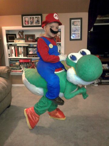 Since you probably just read my last blog, you already know that I am creating a “Mario riding Yoshi” costume for my son for Halloween.  Read about creating the Paper Mache head from … Yoshi Halloween, Luigi Halloween Costume, Yoshi Costume, Mario Halloween Costumes, Paper Mache Head, Nintendo Party, Luigi Costume, Cosplay Kids, Mario Costume