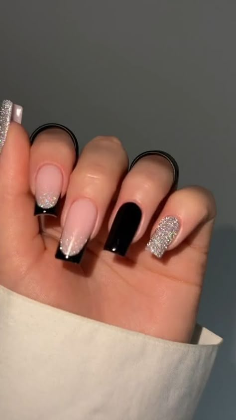 New Years Nail Designs, Fancy Nails Designs, Work Nails, Blush Nails, Acrylic Nails Coffin Short, New Year's Nails, Fancy Nails, Chic Nails, Square Nails