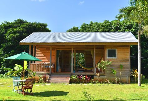 Beach Side House, Beach House Flooring, Small House Exteriors, Philippines House Design, Treasure Beach, Philippine Houses, Small Bungalow, Outdoor Restaurant Design, Caribbean Homes