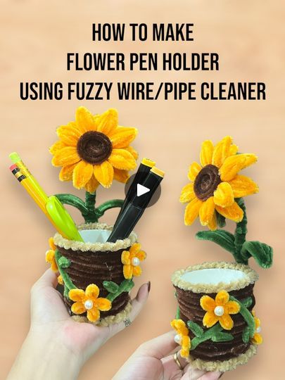 Fuzzy Wire, Pipe Cleaner Flowers, Flower Pens, Pipe Cleaner Crafts, Wire Flowers, Picture Holders, Pipe Cleaners, Pipe Cleaner, Pencil Holder