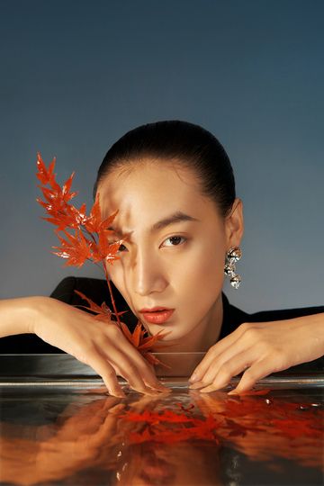 Li Guo | Portfolio | PhotoVogue Asian Photography, Mode Editorials, Study Photography, Fashion Photography Inspiration, Photoshoot Concept, Beauty Shots, Foto Art, Mood Board Fashion, Creative Portraits