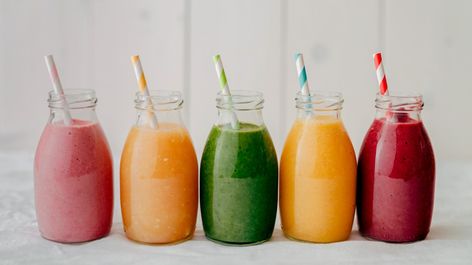 10 Cold-Fighting Juices and Drinks for Your Immune System Mango Vitamins, Veg Recipes Of India, Breakfast Low Carb, Chips And Salsa, Healthy Snacks For Diabetics, Milk Recipes, Detox Juice, Juicing Recipes, Healthy Drinks