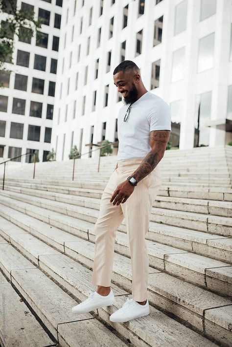 Black Men Casual Style Summer, Nude Outfits Men, Mens Semi Formal Wear, All White Mens Outfit, Black Men Summer Outfits, Ken Walker, Men Vacation, Nude Shirt, Guerriero Samurai