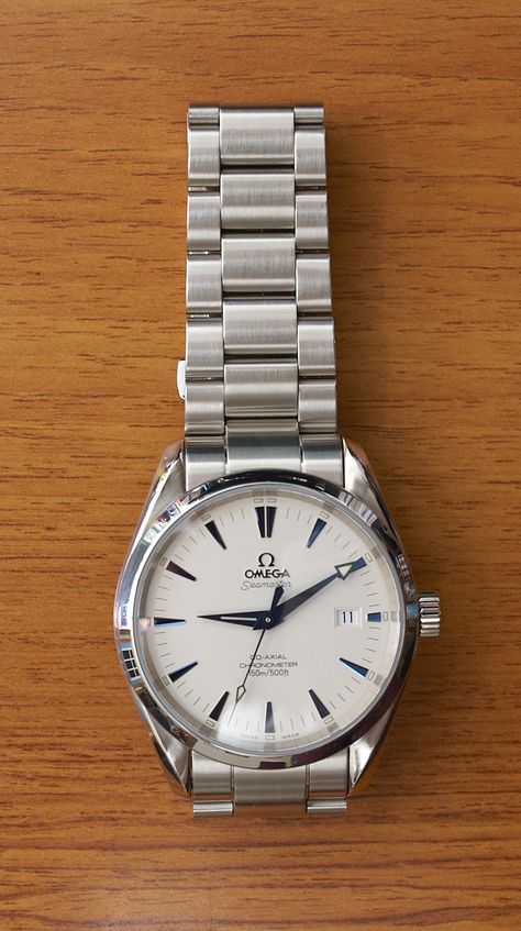 Omega Aqua Terra White, Darius Garland, Omega Railmaster, Omega Aqua Terra, Omega Planet Ocean, Omega Seamaster Aqua Terra, Analog Watches, Seamaster 300, Moon Watch