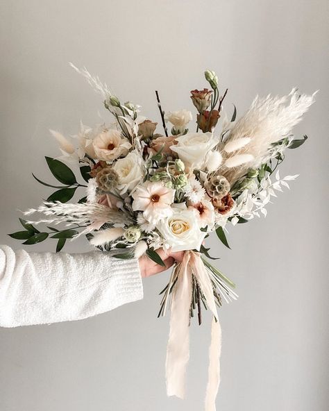 Floral Arrangement Wedding, Monochromatic Wedding, Boho Bridal Bouquet, Boho Wedding Bouquet, Pampas Grass Decor, Kansas City Wedding, Floral Arrangements Wedding, Floral Inspiration, Boho Bridal