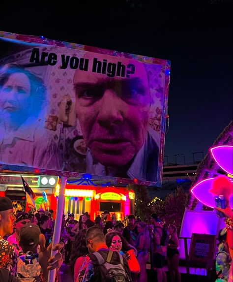 Rave Sign Ideas, Totem Rave Ideas, Totem Pole Ideas Rave, Totem Ideas Rave, Doof Stick Ideas, Funny Rave Totems, Bonaroo Campsite, Totem Poles Rave Music Festivals, Rave Totem Pole