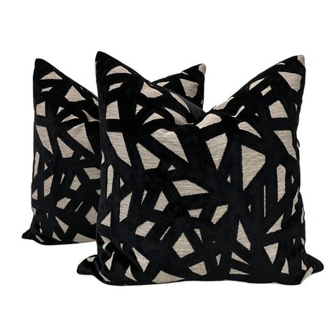 This Graphic cut velvet will add a modern flare to your space. These pillow covers are made with the Kravet Fabric 'Modern Luxe cut velvet' (36277.8). You can order these pillow covers with the cut velvet on both sides or with a coordinating black velvet backing. If you need a different size, quantity or backing than what you see listed please do not hesitate to reach out!  Different backing or sizes may be available upon request. All Jackie Rae Studios pillow covers are thoughtfully handmade with attention to pattern placement and quality.  All pillow covers have serged seams and an invisible YKK zipper closure for a professional finish. FREE SHIPPING- READY TO SHIP- INSERTS NOT INCLUDED **I recommend using inserts 2" larger than the pillow covers.** Please note: Although I do my best to Black Velvet Throw Pillows, Black Accent Pillows, Antelope Pillow, Pillow Combos, Geometric Pillow Covers, Modern Luxe, Kravet Fabrics, Living Room Sets Furniture, Geometric Pillow