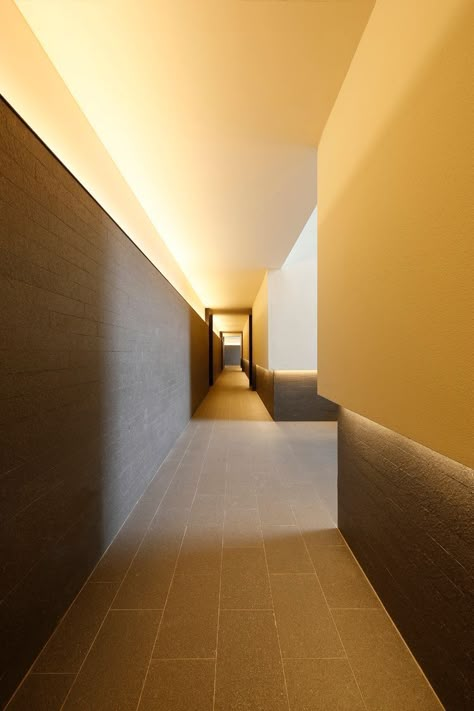 Penthouse Seoul, Project Summary, Hotel Corridor, Corridor Design, Architectural Lighting Design, Corridor Lighting, Cove Lighting, Lighting Concepts, Built In Furniture