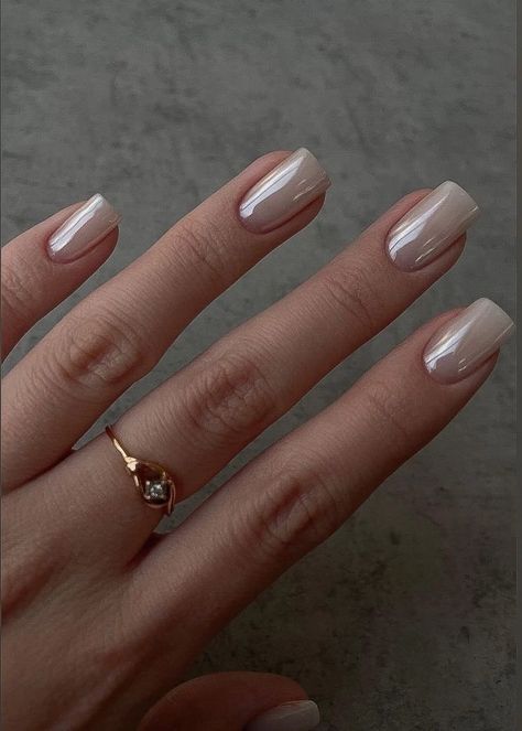 Square Nails Minimalist, Soft Square Nails, Fall Nails White, Monsoon Nails, Nails Gold And White, Nail 2025, Nails 2025, Engagement Nails, Wow Nails