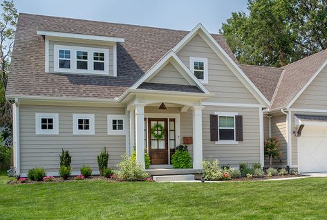 Ranch House Exterior Colors, Behr Exterior Paint Colors, Ranch Style House Exterior, Ranch Style Homes Exterior, Behr Exterior Paint, Exterior Paint Color Combinations, Exterior Paint Schemes, Ranch House Exterior, Homes Exterior