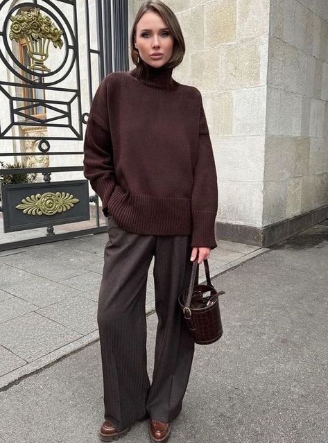 Grey Brown Outfit, Burgundy And Brown Outfit, Brown Tones Outfit, Chocolate Brown Outfit, Fudge Ideas, Brown Monochrome Outfit, Velvet Pants Outfit, Brown Coat Outfit, Brown Outfit