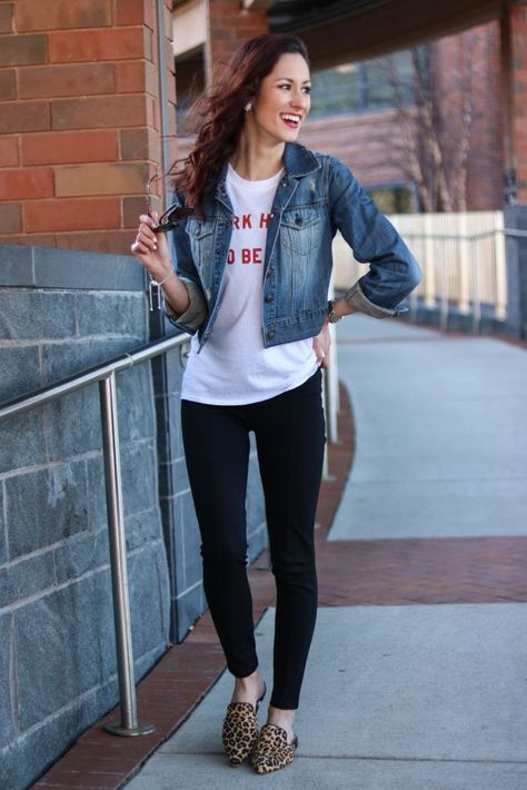 Like I said, Ponte Pants forever!  Blog Post: Ponte Pants Styled Three Ways Spring Outfits With Sneakers, Philadelphia Fashion, Outfits With Sneakers, Outfit Jean, Jean Jacket Outfits, Graphic Tee Outfits, Small Victories, Trendy Swimwear, Print Shoes