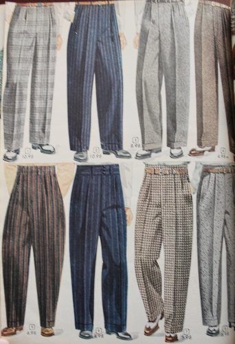 De typische lange en brede mannenbroeken. Populaire kleuren waren gestreept, geruite stof of effen kleuren zoals bruin, grijs en marineblauw. Deze broeken zijn klassiekers voor de swingende dansgemeenschap. Mens Casual Pants, 1940s Mens Fashion, Mens Fashion Sweaters, Vintage Mens Fashion, Vintage Clothing Men, Mens Pants Fashion, Men Fashion Casual Outfits, 1940s Fashion, Mens Casual