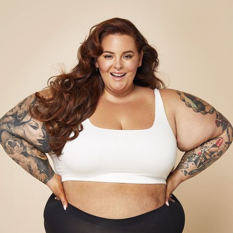 Tess Holliday's Advice For Dealing With Body-Shamers Is Something We All Need to Hear Tess Holiday, Precious Lee, Tess Holliday, Plus Size Inspiration, Mom Hair, Body Acceptance, Model Woman, Self Expression, Mom Hairstyles