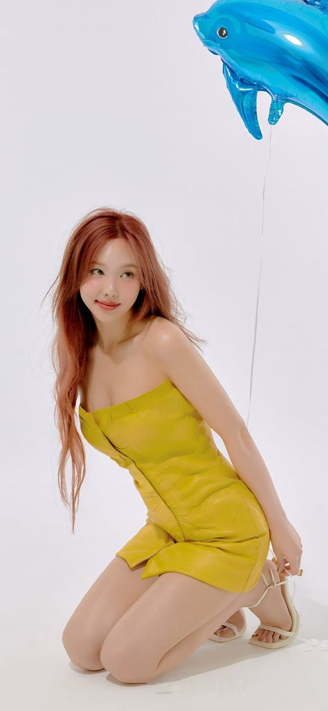 NAYEON WALLPAPER Nayeon Wallpapers, Nayeon Pop, Nayeon Wallpaper, Jennie Calvin Klein, Twice Nayeon, Twice Jihyo, Twice Kpop, Nayeon Twice, Im Nayeon