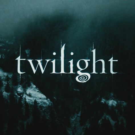 Twilight Videos, Vampire Twilight, Twilight 2008, Team Jacob, Twilight Edward, Twilight Photos, Twilight Book, Twilight Film, Alice Cullen