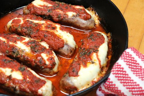 Stuffed Italian Sausages Italian Sausage Stuffed With Mozzarella, Mozzarella Stuffed Italian Sausage, Stuffed Italian Sausage, Tex Mex Salad, Sausage Slow Cooker, Sausage Marinara, Sausage Spaghetti, Mozzarella Recipes, Sauteed Zucchini