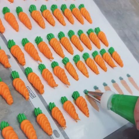 Topping up on little carrots for our carrot cake feature! We are now taking Easter weekend pre orders! Visit our website for Easter… Carrot Cake Decoration, Icing Transfers, Easter Sugar Cookies, Royal Icing Transfers, Carrot Cake Cupcakes, Easter Specials, Royal Icing Decorations, Easter Baking, Meringue Cookies