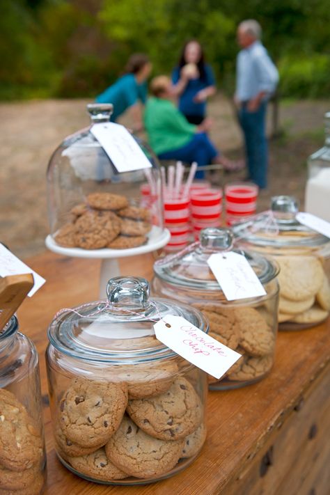 Cookie And Milk Bar, Cookie Bar Display, Cookie Jar Display, Bake Sale Displays, Market Setup, Cookie Buffet, Vendor Fair, Resident Events, Cookie Display