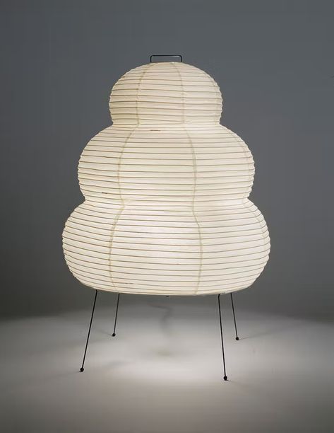 Noguchi Akari, Noguchi Lamp, Isamu Noguchi, Light Sculpture, Ray Eames, Coffee Table Design, Lamp Design, Cool Furniture, Paper Lamp