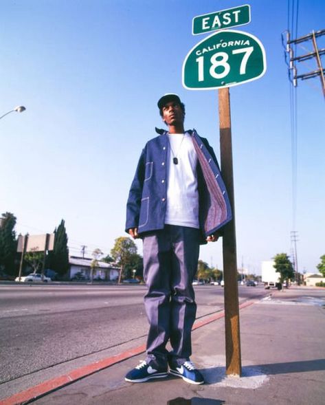 90's Fashion Style Guide | Cute Mistake Snoop Dogg California 187, Chi Modu Photography, Snoop Dog Outfit, Chi Modu, Westcoast Hiphop, Look Hip Hop, Hip Hop Aesthetic, Cultura Hip Hop, Hiphop Style