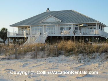 House On The Beach, Drømme Liv, Beach House Exterior, Haus Am See, Dream Beach Houses, The Beach House, Beach Cottage Style, Cool Ideas, Coastal Cottage