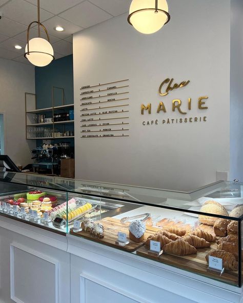 Axios Charlotte on Instagram: “🥖 NEW BAKERY: @chezmarieclt opened today in SouthPark. MENU: The french bakery has coffee, pastries and sandwiches made from fresh-baked…” Bakery Names Ideas Unique French, French Pastry Shop, French Bakery Design, Bakery Signage, Bakery Names, French Pastries Shop, Patisserie Design, Cake Branding, Pastry Design