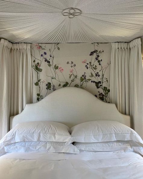 Taylor & Baines on Instagram: "Beautiful backdrop to this bed, hand drawn and printed @rediscovered_by #bed #bedroom #handmade #design #designer #interiordesign #bespoke #headboard #art #artist #interior #spring #flowers" Floral Sofas, Bespoke Headboard, Wooden Headboards, Artist Interior, Headboard Art, Floral Sofa, Wooden Coat Hangers, Wooden Headboard, Bed Bedroom