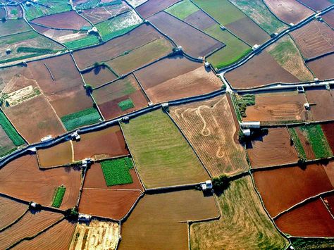 aerial fields Aerial Views Landscape, Personal Investigation, Aerial Photography Drone, Earth Images, College Work, Textured Canvas Art, Sky View, Abstract Art Landscape, Birds Eye View