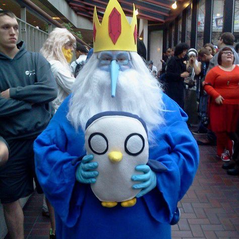 Ice King Ice King Costume, King Costume, Pretty Halloween Costumes, Ice King, Family Costumes, Drawing Clothes, Art Tutorials Drawing, Fjallraven Kanken Backpack, Adventure Time