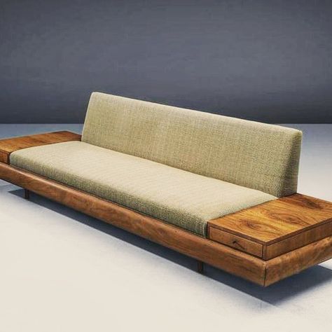 Low Furniture Living Room, Japanese Sofa Design, Modern Wood Sofa, Japanese Sofa, Sofa Reupholstered, Diy Bank, Wooden Couch, Sofa Design Wood, Wooden Sofa Set Designs