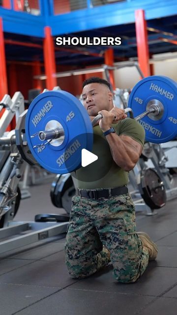 Lucas Dasilva I Online Coach 🇧🇷🇺🇸 on Instagram: "Warrior Shoulders Workout - Grow like a beast This workout will challenge your shoulders like you have never been challenged before.  Train like a functional athlete  Now… Nothing wrong with doing the basic  (Seated shoulder press, lateral raise, front raise…) But that’s not what I am training for.   #traininsaneorremainthesame   WORKOUT   1️⃣ BB side to side overhead transfer  2️⃣BB alternating presses 3️⃣DB around the world  4️⃣Front raise & press 5️⃣Upright row to press 6️⃣Alternating hammer presses 7️⃣Front raise to lateral toss  3 SETS OF EACH 12 REPS OF EACH 60-90 SEC REST BREAKS  #shoulderworkout #shoulders #buildmuscle #workoutmotivation #beastmode #fitnessmotivation #functionaltraining #exercise #training" Shoulder And Bicep Workout, Shoulders Workout, Shoulder Exercises, Full Shoulder Workout, Shoulder Workout Routine, Body Weight Workout Plan, Back And Shoulder Workout, Bicep And Tricep Workout, Shoulder Training