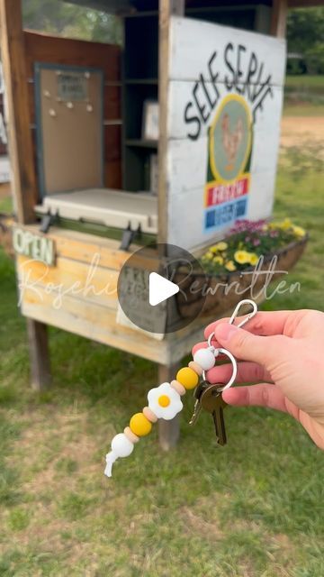 Katie @ Rosehips Rewritten on Instagram: "Egg stand ASMR and new employee of the week 😆🐓

#eggs #chickens #homestead #backyardchickens #happychickens #roadsideamerica #homesteading #freerangechickens #freerangeeggs #eggstand #farmstand #producestand #honorsystemfarmstand #honorsystem #crazychickenlady #rainbowegg #backyardflock #farmfresh #farmtotable #beagoodhuman #honesty #farmersmarket #roadsidestand #fyp #asmr #closingshift" Employee Of The Week, Chickens Homestead, Chicken Mama, Produce Stand, Chicken Coup, Chicken Coop Run, Egg Stand, Backyard Flocks, Crazy Chicken Lady