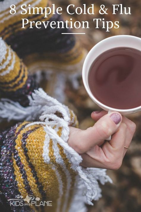 Staying healthy this flu season is proving to be rather difficult. Here are 8 tips for simple cold & flu prevention...whether you're staying at home or looking to travel this winter! | #FluPrevention #FluSeason Improve Kidney Function, Cardiac Diet, Home Medicine, Health Tips For Women, Holistic Living, Diy Health, Health Advice, Natural Medicine, Home Health