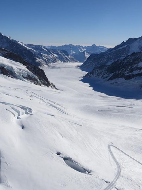 Aletsch Glacier, Switzerland Trip, Lauterbrunnen Switzerland, Alpine Village, Ice Climbing, Switzerland Travel, Picture Postcards, Going On Holiday, Beautiful Sights