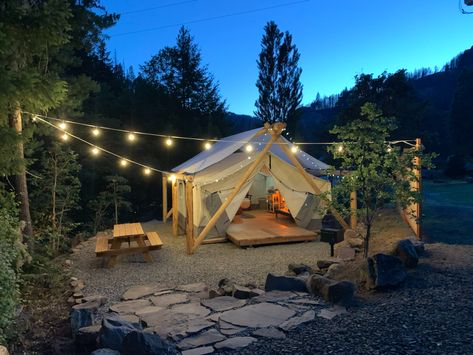 Canvas Wall Tent, Wilderness Cabins, Wall Tent, Oregon Road Trip, Glamping Resorts, Go Glamping, Crater Lake National Park, Glamping Site, Luxury Tents