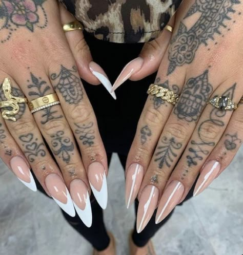 Hand And Finger Tattoos, Hand Tattoos For Women, Hannah Montana, Best Of Both Worlds, Fire Nails, Pretty Acrylic Nails, Dope Nails, Nail Polishes, Best Acrylic Nails