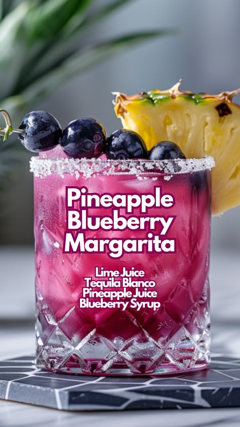 Blueberry Cocktails, Margarita Flavors, Fresh Margarita Recipe, Margarita Night, Blueberry Margarita, Bartender Drinks Recipes, Margarita Day, Fun Drink Recipe, National Margarita Day