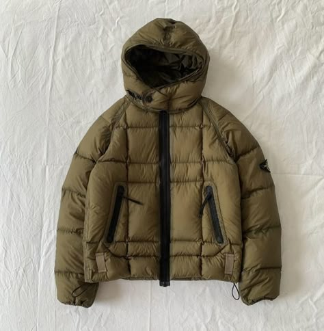 Stone Island Jacket, Puff Jacket, Down Puffer Jacket, Winter Inspo, Skiing Outfit, Coat Men, Mens Lifestyle, Boys Jacket, Winter Fits