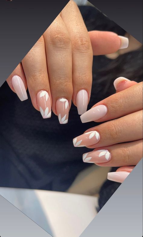 Nails Floral, Unghie Nail Art, Nails Aesthetic, Girly Acrylic Nails, Work Nails, Casual Nails, Blush Nails, Aesthetic Spring, Nails Spring