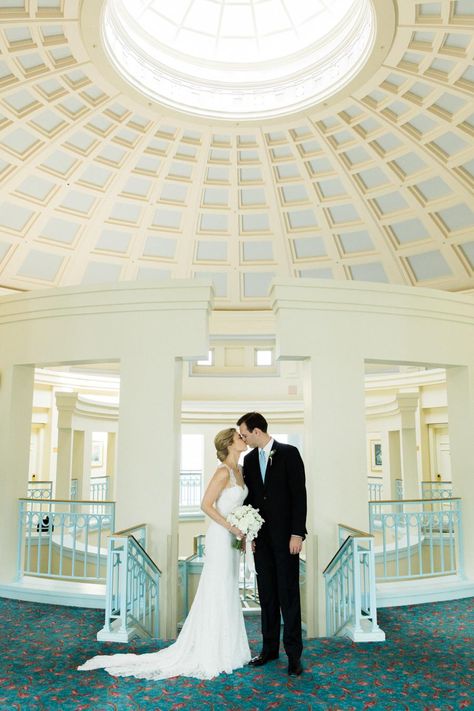 Elegant + Traditional Boston Harbor Hotel Wedding Boston Harbor Hotel Wedding, Boston Harbor, New England Wedding, City Vibe, England Wedding, Wedding Boston, Indoor Wedding, Hotel Wedding, Classic Elegance