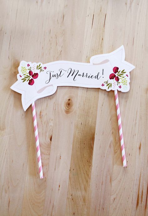 Wedding Cake Topper Paper Banner Names Quote Handmade Cream Purple Pink Custom Made Flowers Floral Paper Cake Topper, Wedding Cake Toppers Initials, Mini Wedding Cakes, Cake Topper Initials, Cake Templates, Christmas Topper, Diy Cake Topper, Handmade Cake, Paper Banners