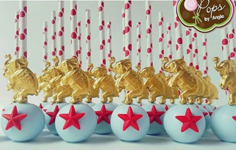 Carnival Cake Pops, Circus Cake Pops, Carnival Birthday Theme, Circus Cakes, Carnival Cakes, Vintage Circus Party, Circus Cake, 1st Birthday Celebration, Farm Themed Party