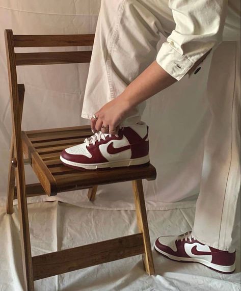 Maroon Shoes Outfit, Red Tape Shoes, Brown Dunks, Ama Lou, Shoes For Back To School, Dunks Outfits, Back To School 2023, Dunk Outfit, Burgundy Nikes