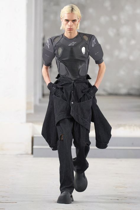 Modular Fashion, Bill Viola, Fashion Week Spring Summer 2023, Dark Streetwear, Techwear Men, Heliot Emil, Ralph Lauren 90s, Techwear Fashion, Geometric Fashion