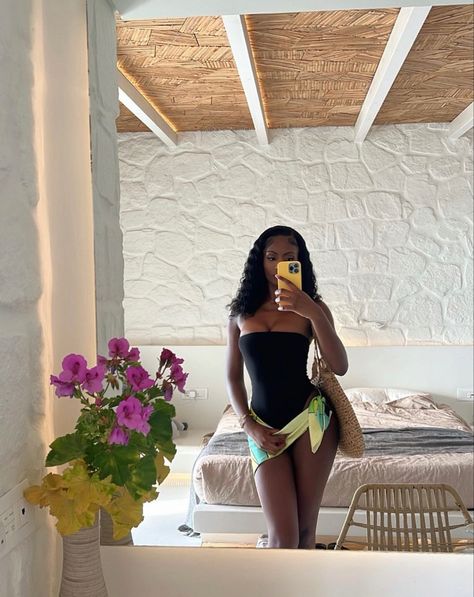 Luxury Concierge, Cute Vacation Outfits, Mykonos Island, Best Instagram Photos, Ibiza Outfits, Vacay Outfits, Vacation Mood, Mykonos Greece, Looks Black